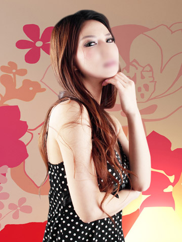 若菜　蛍（わかな　ほたる）