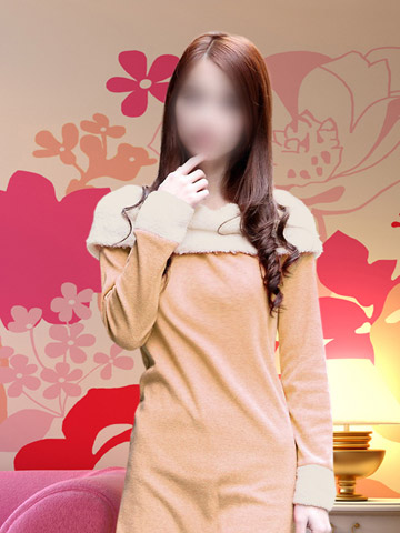 城咲　華苗（しろさき　かなえ）